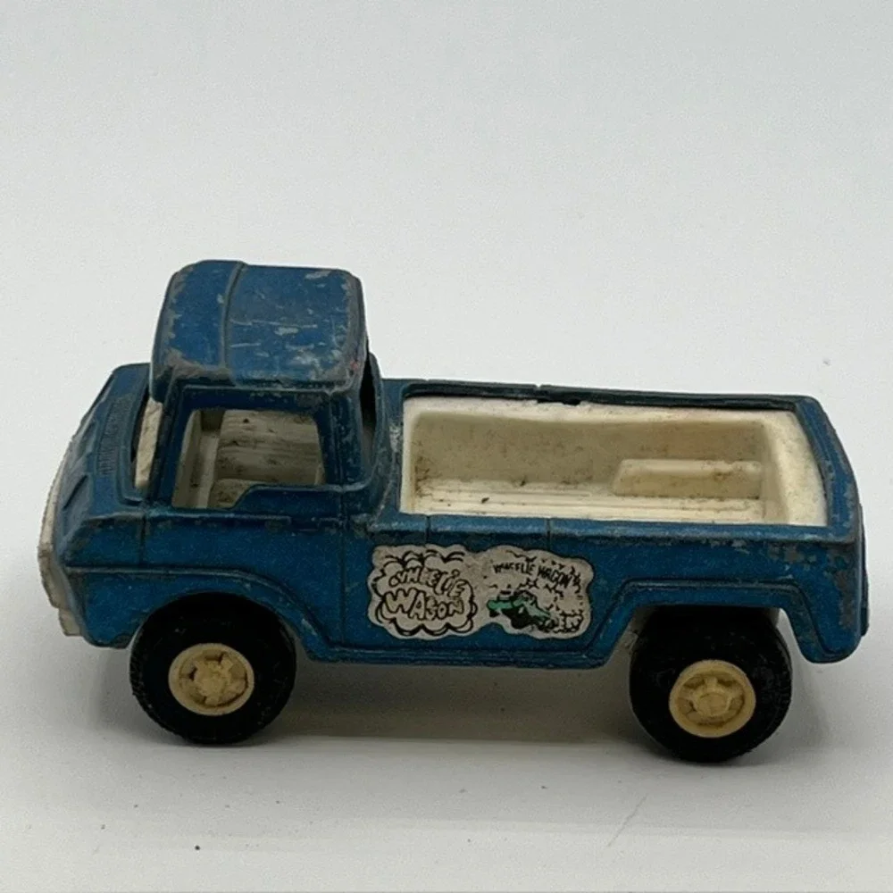 Vintage 1969 Tootsietoy Pick-Up Truck Blue Die-Cast Made in USA Wheels Wagon